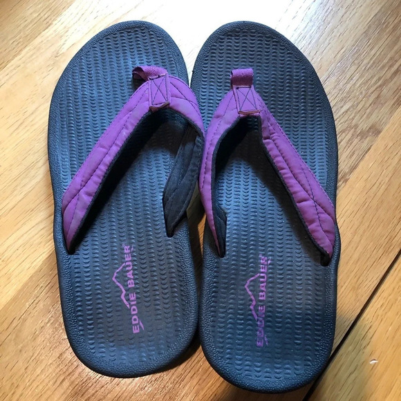 Eddie Bauer Women’s Size 9 Purple Flip Flops - Picture 1 of 4